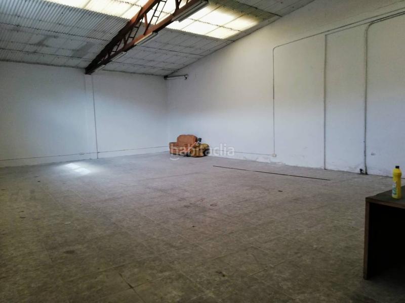 Foto 5450c8ba-c023-4e79-a629-860345360a43. Location local commercial dans San Julián - Barriada de Cortes Burgos