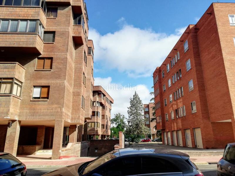 Foto e5f6bd78-c140-4d86-82d3-53c557d3672e. Location local commercial dans San Julián - Barriada de Cortes Burgos