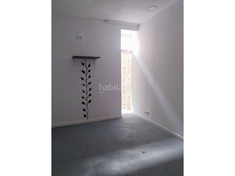 Foto 4d51500a-79cc-452f-96ea-f421d9729d31. Locale commerciale in Los Vadillos - R. Sanitaria - Pozanos Burgos