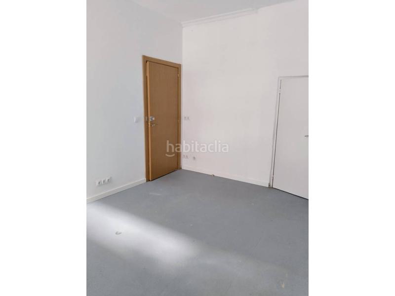 Foto 8d2064da-1453-4060-9596-37b8080fa02b. Locale commerciale in Los Vadillos - R. Sanitaria - Pozanos Burgos