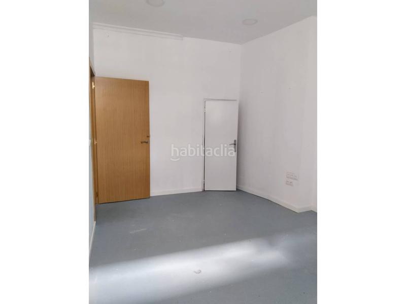 Foto efe2dc0b-e3b8-467f-be37-ed232ccc44b6. Locale commerciale in Los Vadillos - R. Sanitaria - Pozanos Burgos