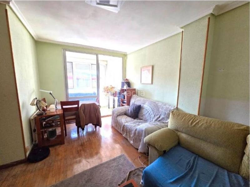 Foto c9b2efd6-585f-49d4-9941-62a987726806. Flat with heating in Plantío - Alcampo Burgos