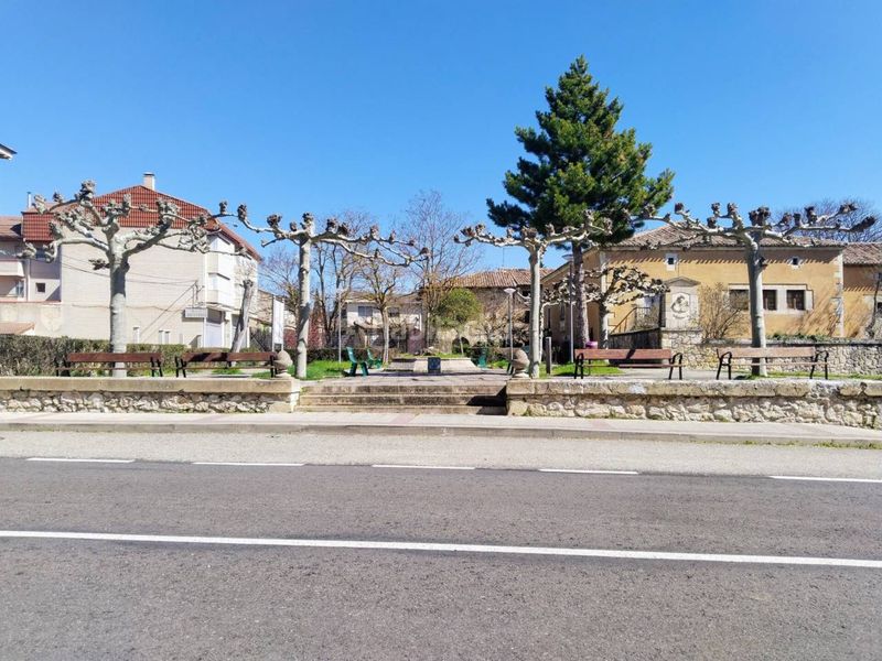 Foto ac185b53-6600-4108-95f7-73e4e8b357e7. Pis amb calefacció aparcament a Merindad de Cuesta - Urria