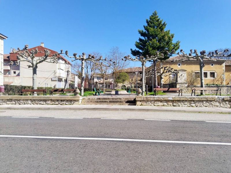 Foto ce675822-6c6e-4ed6-8ed1-4f64e5efa421. Pis amb calefacció aparcament a Merindad de Cuesta - Urria