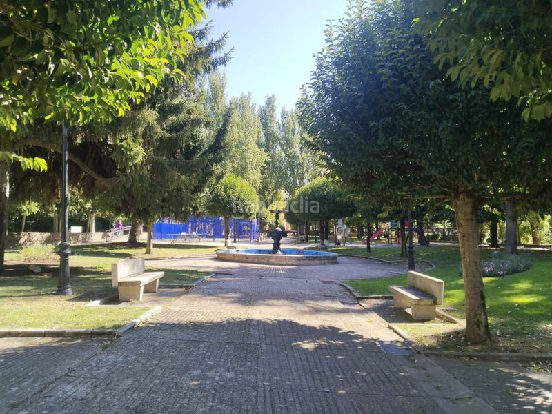 Foto eb7763aa-e67d-44db-83b6-18d89ef862e6. Piso  en venta en Briviesca