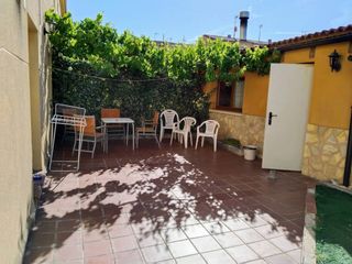 Lloguer Pis  Calle duero. Piso en alquiler temporal en el crucerocortes09002