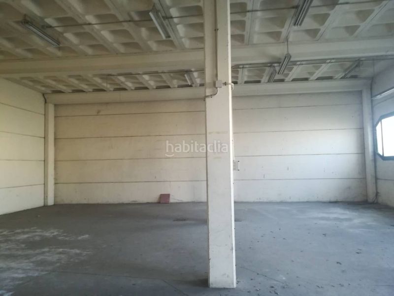 Foto f0616417-b39a-4f6b-93fa-7f58350d6284. Location bâtiment à usage industriel dans Villaverde Alto Madrid