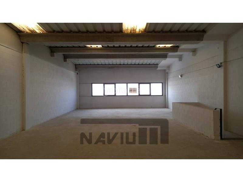 Foto cc88f7e4-d26a-4d34-abea-01acaf1be471. Rent industrial building in El Barral Ferial Coslada