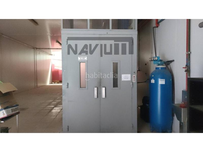 Foto ed43cb15-4d17-4a62-9ab2-3ff85c049857. Nau industrial amb calefacció a Leganés norte Leganés