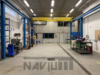 Nave industrial en Villaverde Alto. Navium vendealquila espectacular nave con oficinas de primer niv