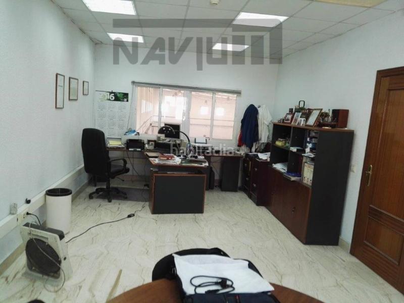 Foto 1c7098a8-dd37-48c9-bc56-47bb9e977a9a. Bâtiment à usage industriel dans Altos del Olivar-El Caracol Valdemoro