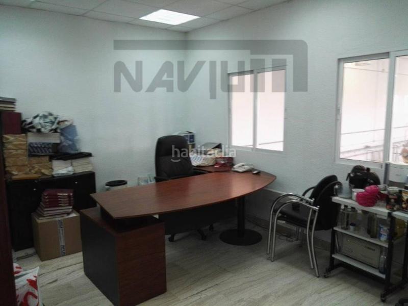 Foto 64ef028a-7d74-4ad9-a826-12c87f455e35. Bâtiment à usage industriel dans Altos del Olivar-El Caracol Valdemoro