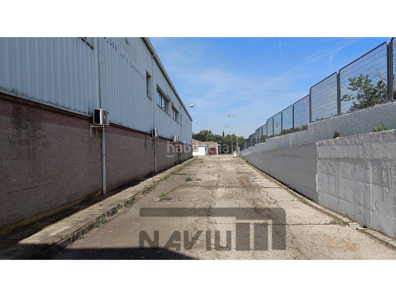Foto 793f0d4f-3e94-4a77-835d-67d0016a8c2c. Nau industrial amb calefacció a La Dehesa - El Pinar Navalcarnero
