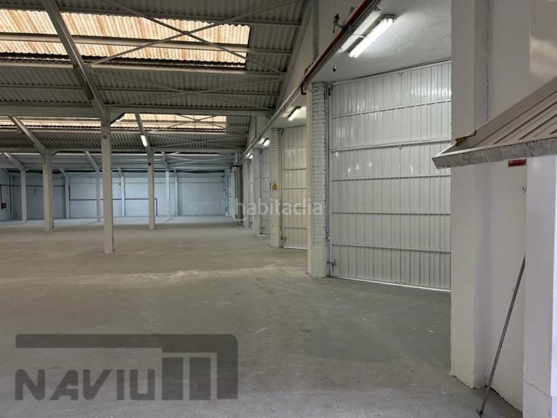 Foto 9bdbe106-dd60-481a-b973-2320ee687f02. Nau industrial amb calefacció a El Barral Ferial Coslada