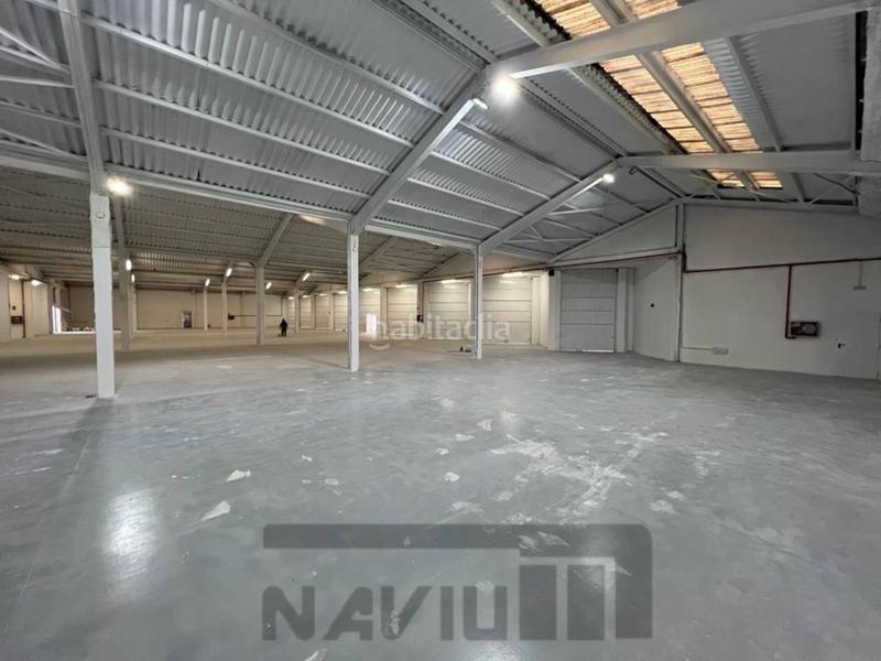 Foto c4c8ab1b-c8fe-4764-948b-9fa57536c1ab. Nau industrial amb calefacció a El Barral Ferial Coslada