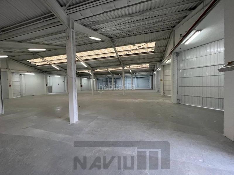 Foto d65cdc82-c71d-4a87-9955-d223609d9312. Nau industrial amb calefacció a El Barral Ferial Coslada