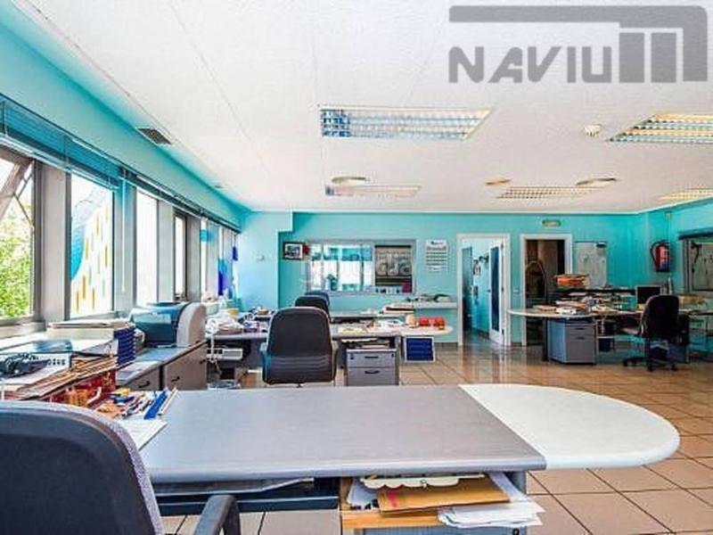 Foto 54c47746-1675-4f00-a8cd-10d8647e80e3. Bâtiment à usage industriel avec chauffage dans Norte-Universidad Móstoles