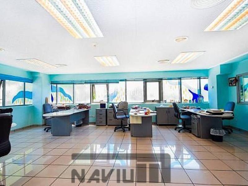 Foto b4e0bccf-6d9d-4d90-86bd-56c457e2f3b3. Bâtiment à usage industriel avec chauffage dans Norte-Universidad Móstoles