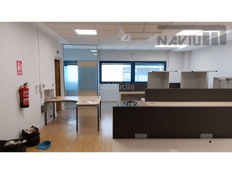 Foto 5affb849-70bb-4977-ac91-0e12d46e7366. Nau industrial a Norte Alcobendas