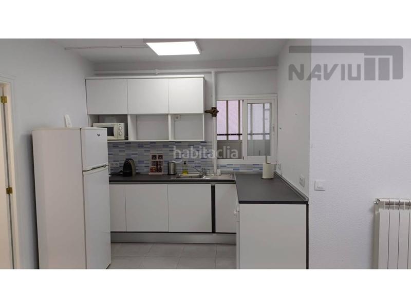 Foto 41695d5b-8afc-4eb4-9886-a98943855904. Nau industrial amb calefacció a El Barral Ferial Coslada