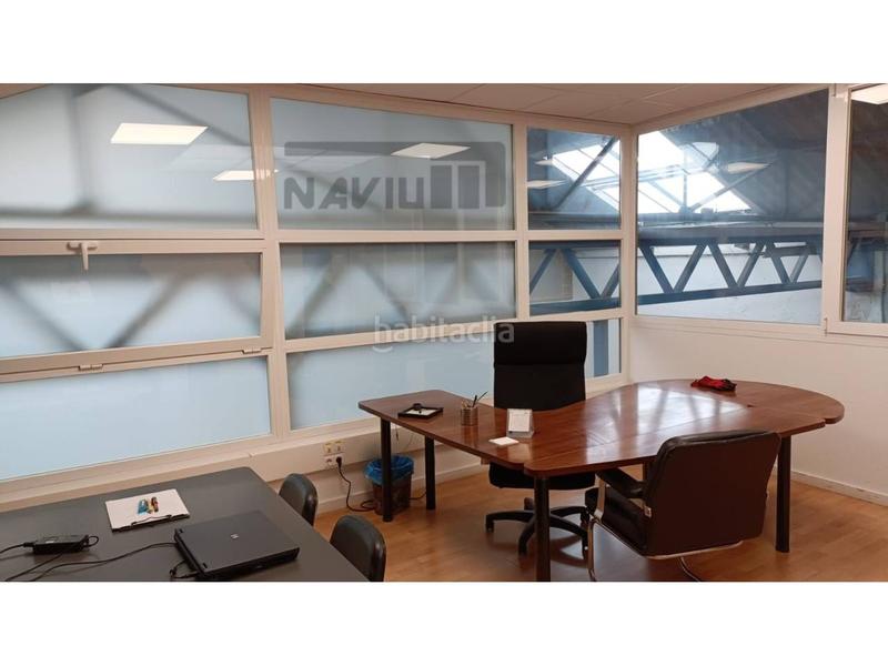 Foto 7a6fcc03-43a5-400e-ad3e-3a542f6eea95. Nau industrial amb calefacció a El Barral Ferial Coslada