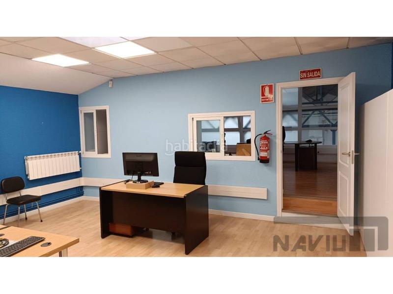 Foto af761c8a-5ba1-4e36-bff1-583f415f1e08. Nau industrial amb calefacció a El Barral Ferial Coslada