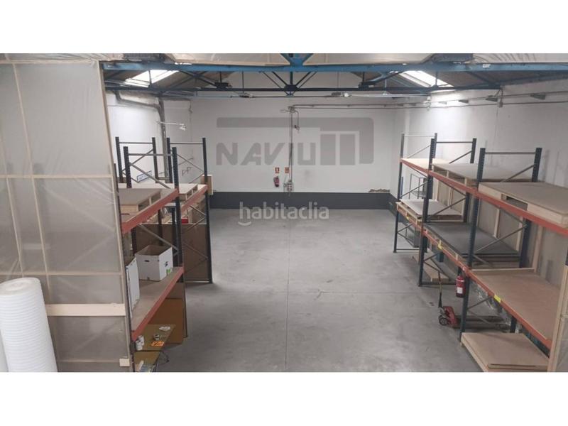 Foto c6d3770c-2d5b-46bd-b7f1-f830a6aaa866. Nau industrial amb calefacció a El Barral Ferial Coslada