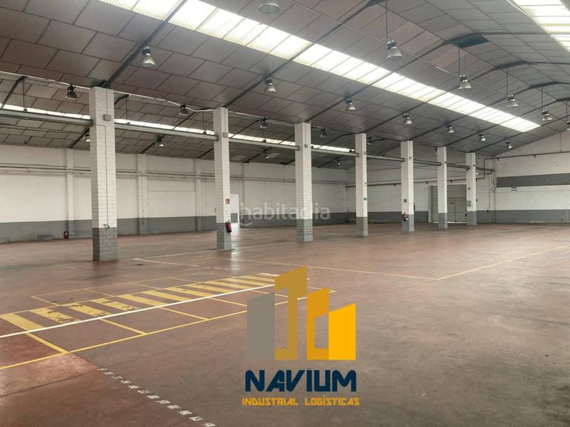 Foto 49346585-acfb-45c9-a9f0-1344af2e300e. Rent industrial building in Estación Coslada