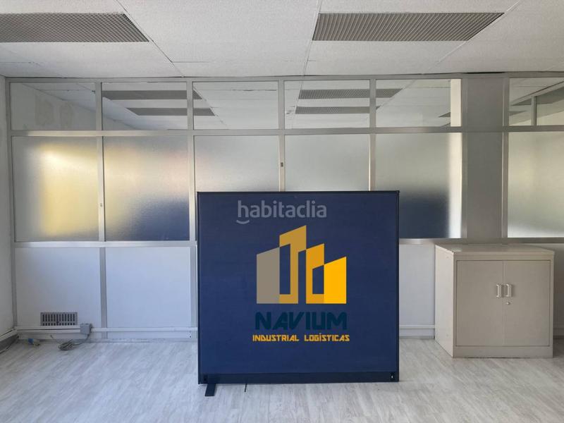 Foto f3b02573-e3ab-4c65-a7d8-1ab41ba865a7. Rent industrial building in Estación Coslada