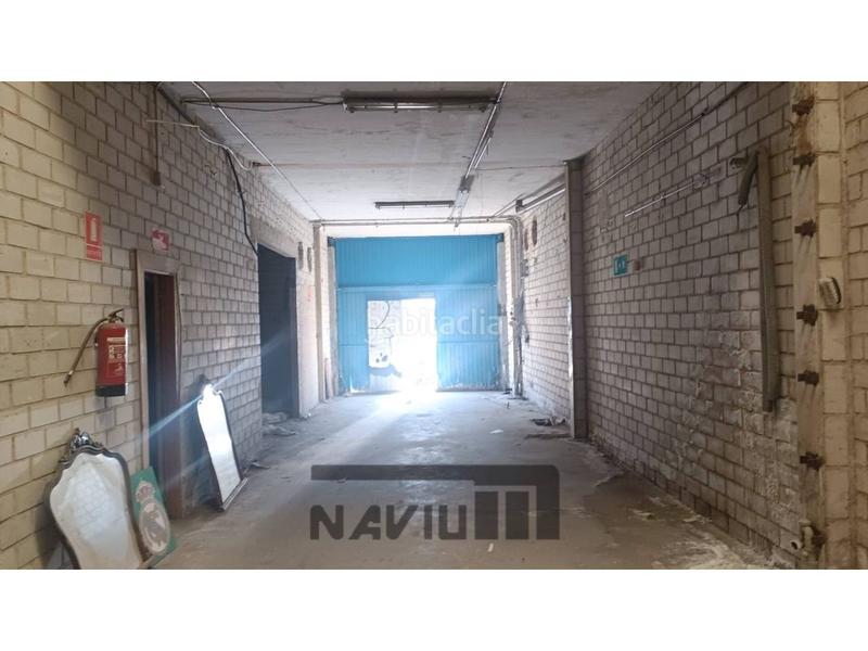 Foto 1621aa8c-f556-4e93-9f92-d93daa3d2f99. Location bâtiment à usage industriel dans Torres de la Alameda