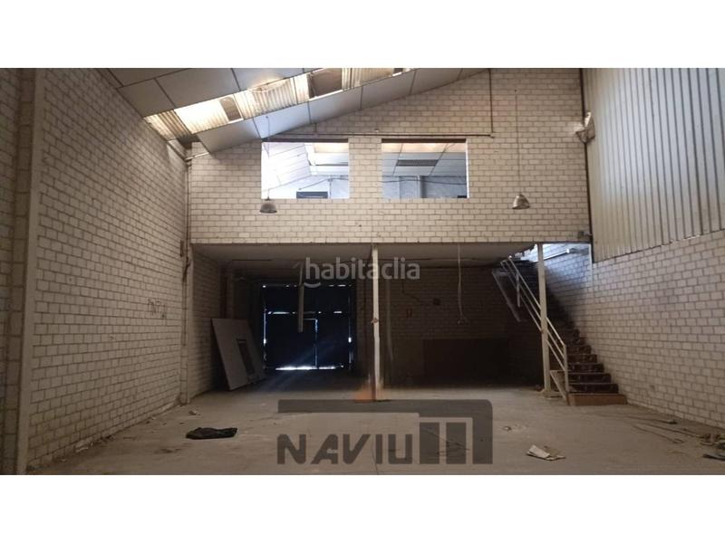 Foto e68cb233-0693-49c6-b621-105d372586ee. Location bâtiment à usage industriel dans Torres de la Alameda