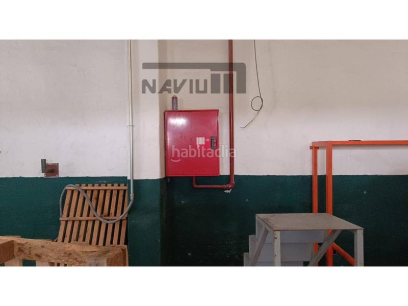 Foto ed8535b0-de6a-4149-877c-febe8a9d2170. Lloguer nau industrial a Virgen del Rosario Torrejón de Ardoz