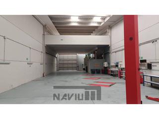 Bâtiment à usage industriel à San Agustín de Guadalix. Alquilerventa de taller mecánico montado para su uso, sin traspa