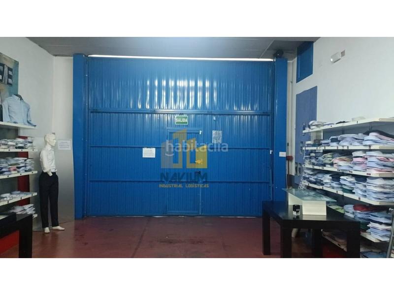 Foto f1aa2450-573d-4f90-ab1c-250fa535d092. Rent industrial building in Parque Cataluña Torrejón de Ardoz