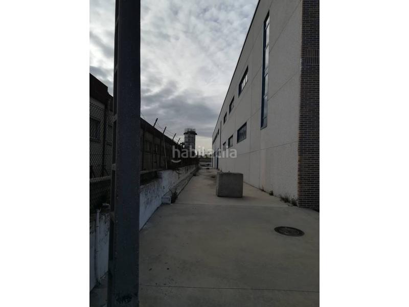 Foto c8be4716-8e24-4e4d-b52d-3ea33a1ee163. Industrial building in Las Dehesillas-Vereda de los Estudiantes Leganés