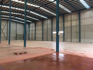 Industrial building in Borox