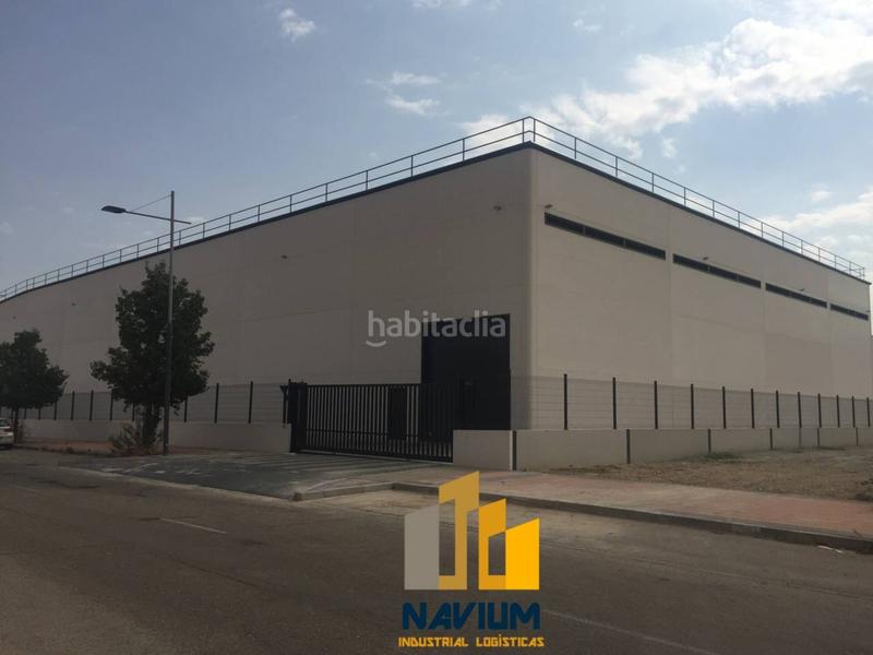 Foto 074a8bc4-3f23-489e-974c-124ae5554c33. Lloguer nau industrial a Zona Industrial Pinto