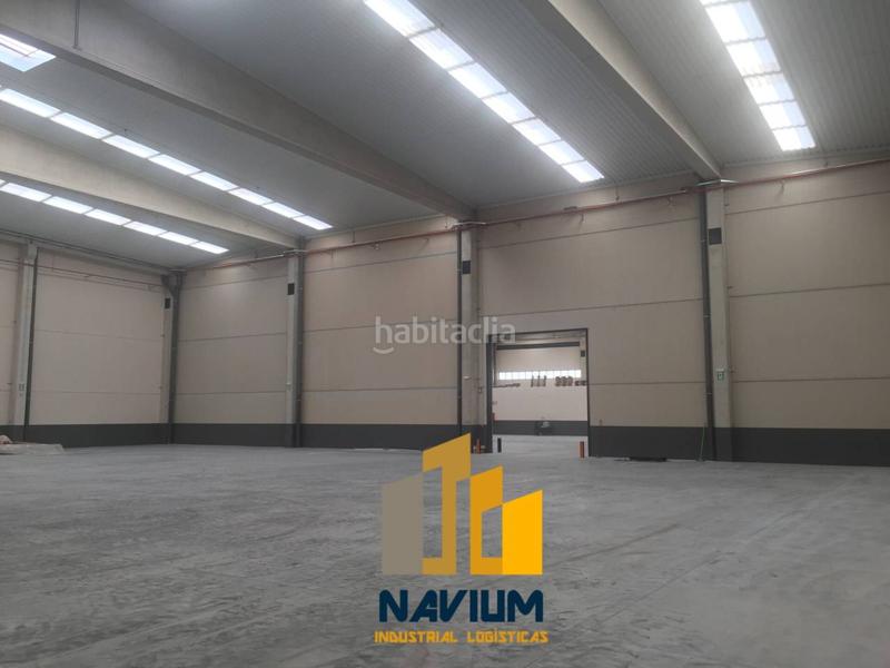 Foto 9b5dedcb-43fa-478c-8bf1-5ec5a7b4df7d. Lloguer nau industrial a Zona Industrial Pinto