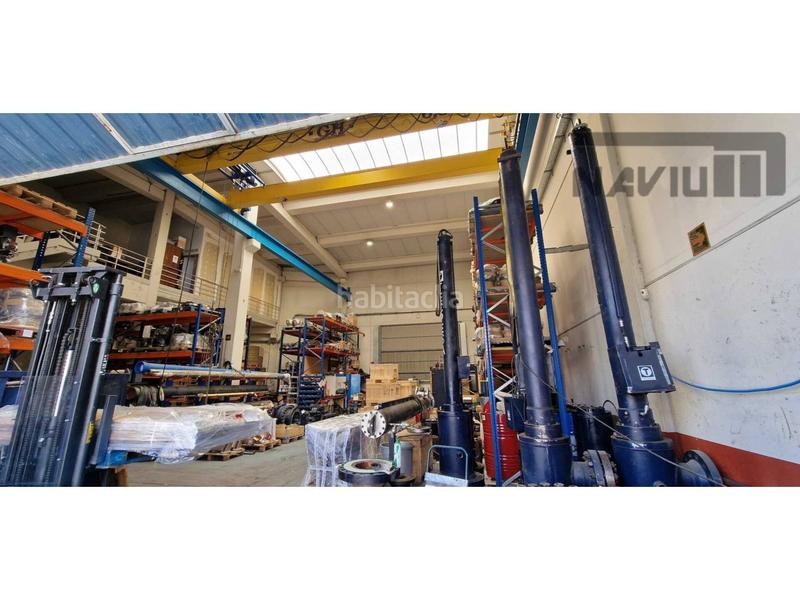 Foto 7f7b0765-cd68-4ba4-ba5c-6fb5ab5c539c. Industrial building in La Garena Alcalá de Henares