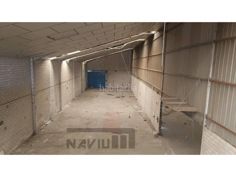 Foto d8c685a6-b476-4138-95e6-a746e1f6be11. Nau industrial a Torres de la Alameda