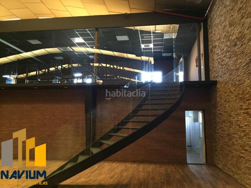 Foto 03e8a4e3-1de8-40fc-8a09-ab29cdef1d96. Miete fabrikhalle in Yeles