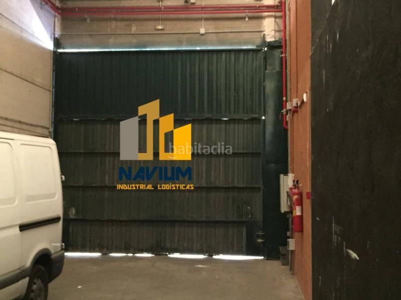 Foto 09a37b23-8334-41a5-bc7b-4ca416e76091. Miete fabrikhalle in Yeles