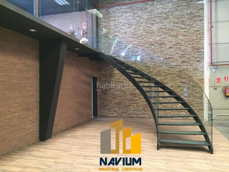 Foto cfeda4ce-dee4-4cdb-8360-c1d76cd378b9. Miete fabrikhalle in Yeles