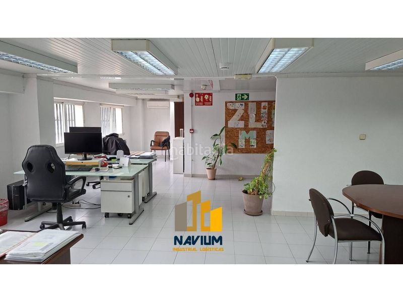 Foto 78e9b8b3-9d52-4006-8c04-acd1ae5e3570. Nau industrial a Zona Industrial Pinto