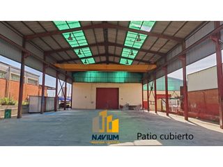 Location Bâtiment à usage industriel à Daganzo de Arriba. Navium alquila conjunto de 3 naves con puentes grúa, de 2000 m2