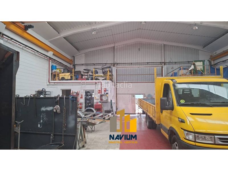 Foto 6ab830e4-54bd-471a-8f23-4efb8f054981. Nau industrial a Camarma de Esteruelas