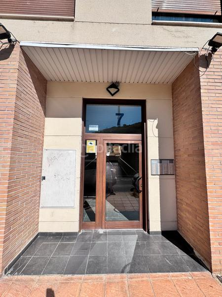 Foto 81ea58a3-f958-4c66-a060-da8924535b06. Piso  casi nuevo para entrar a vivir en sardas - puente de Sabiñánigo Sabiñánigo