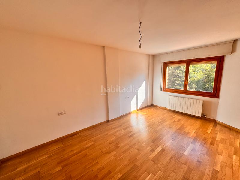 Foto c8e3fedd-3a70-4e11-b05a-a45659decb08. Piso  a estrenar en el corazón del pirineo en Sabiñánigo