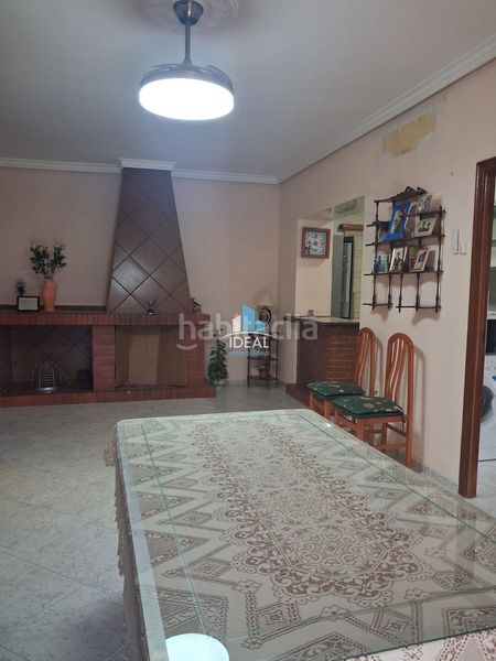 Foto 4d32c807-2816-48d1-87f2-3254e820a787. Casa amb aparcament a Medellín