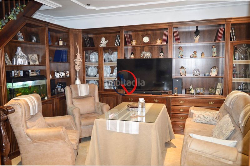 Foto 4c0d24ad-0449-45ea-85b9-7eca28819f76. Xalet amb aparcament a Ribera del Fresno